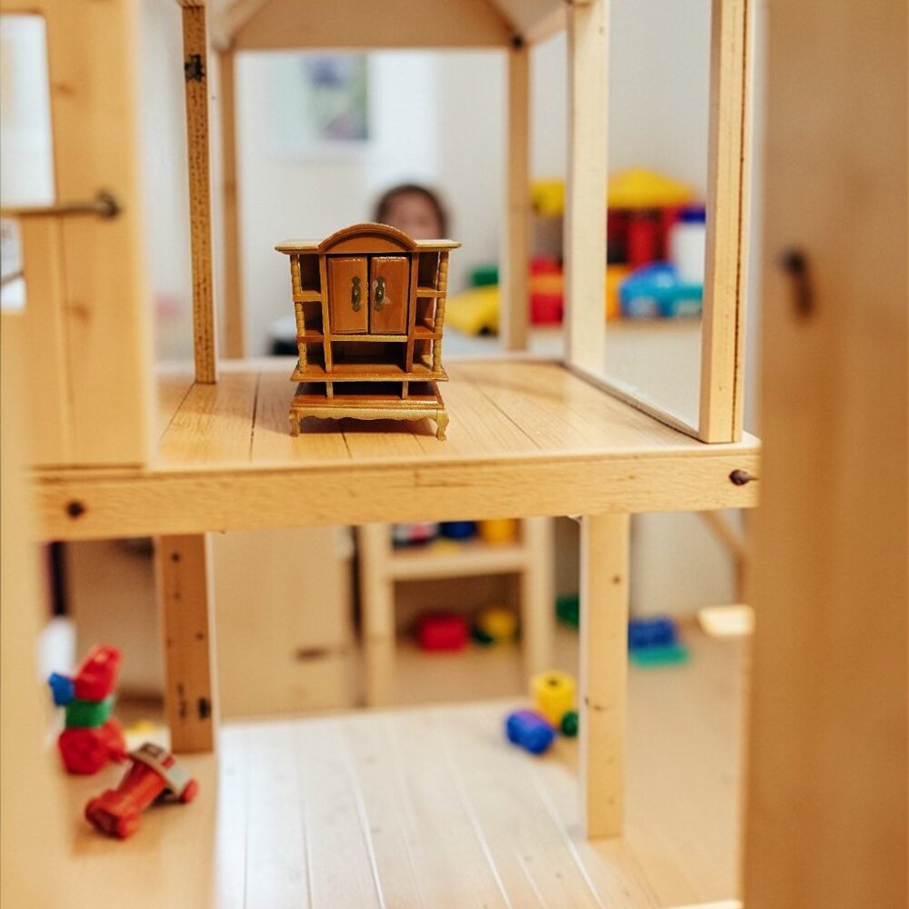 Miniature Wooden Hutch Dollhouse Cabinet Dining Furniture Scale 1:12